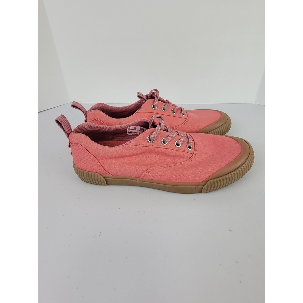 LL Bean Canvas Sneaker Women 7.5 Coral Pink Low Top Lace Up Gum Sole Coastal